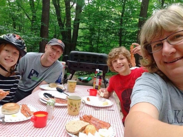 Godby family ran into trudeau while camping