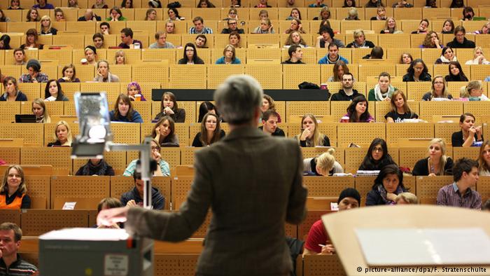 Deutschland Universität Vorlesung Dozent