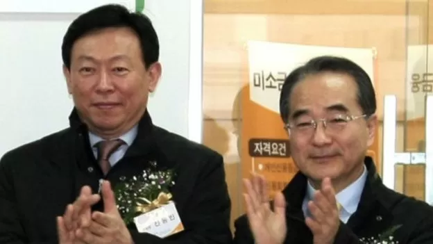 李仁源（右）是乐天集团会长辛东彬的心腹