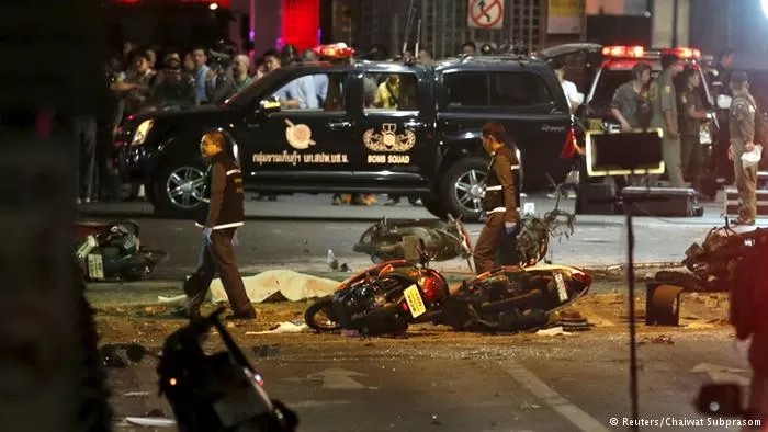 Explosion Bangkok Thailand Bombe Motorrad 