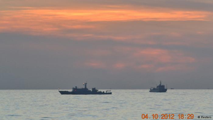 Philippinen China Streit um Seegebiet Fischereikontrolle im Südchinesischen Meer Kriegsschiff (Reuters)