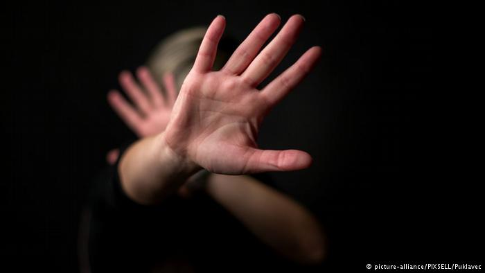 Symbolbild Gewalt Frauen Schutz (picture-alliance/PIXSELL/Puklavec)