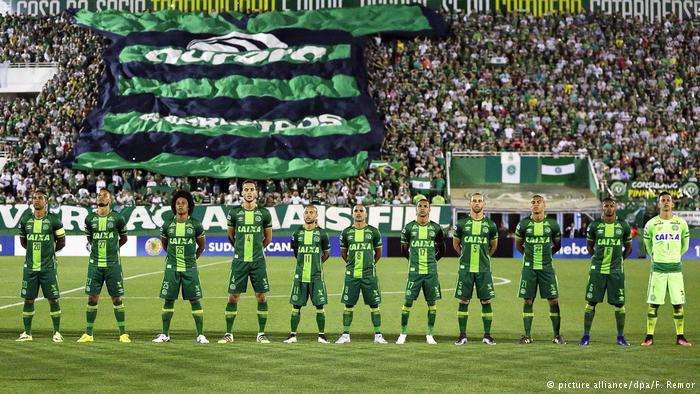 Kolumbien Fußballmanschaft 2ß16 des Vereins Chapecoense (picture alliance/dpa/F. Remor)