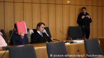 Bochum - Prozess gegen mutmaßlichen Vergewaltiger von Chinesinnen (picture-alliance/dpa/I. Fassbender)