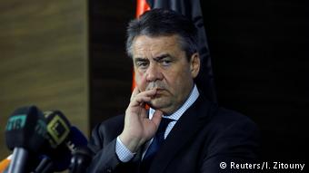 Bundeausßenminister Sigmar Gabriel in Libyen (Reuters/I. Zitouny)