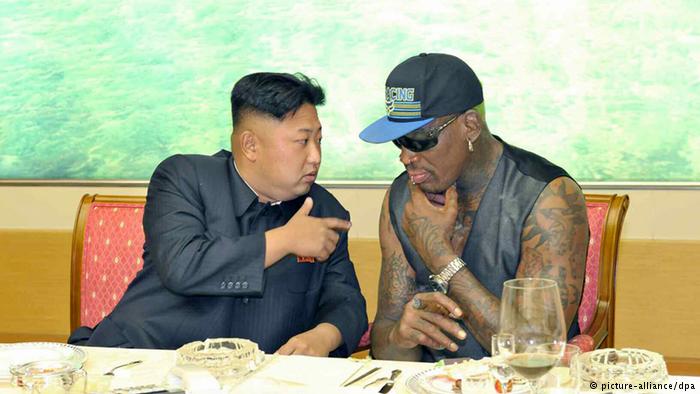 Kim Jong-un und Dennis Rodman in Pjöngjang 07.09.2013 (picture-alliance/dpa)