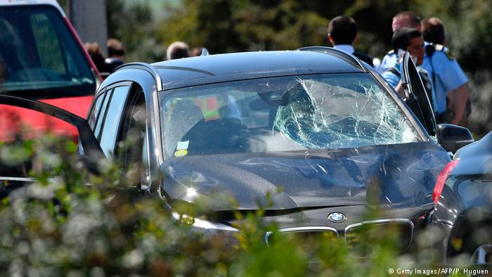 Frankreich das Auto des Angreifers nach der Festnahme auf der Autobahn A16 bei Marquise (Getty Images/AFP/P. Huguen)