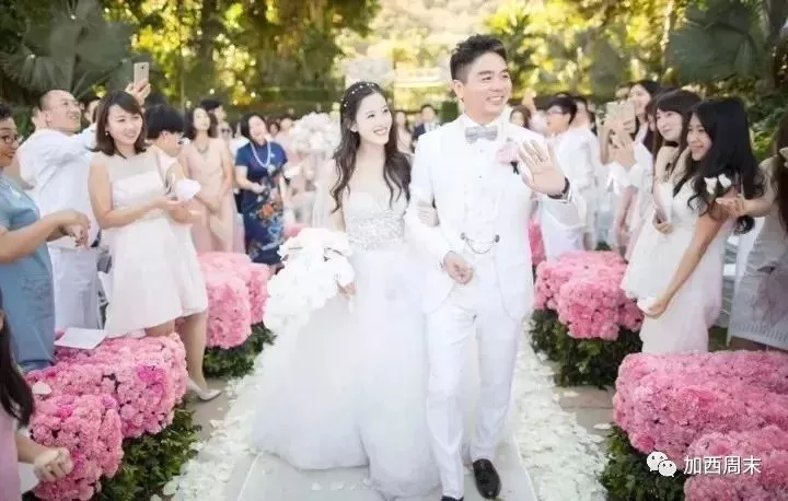 降价1500万 奶茶妹妹贱卖海外豪宅 还发了条朋友圈 京东股价暴跌！