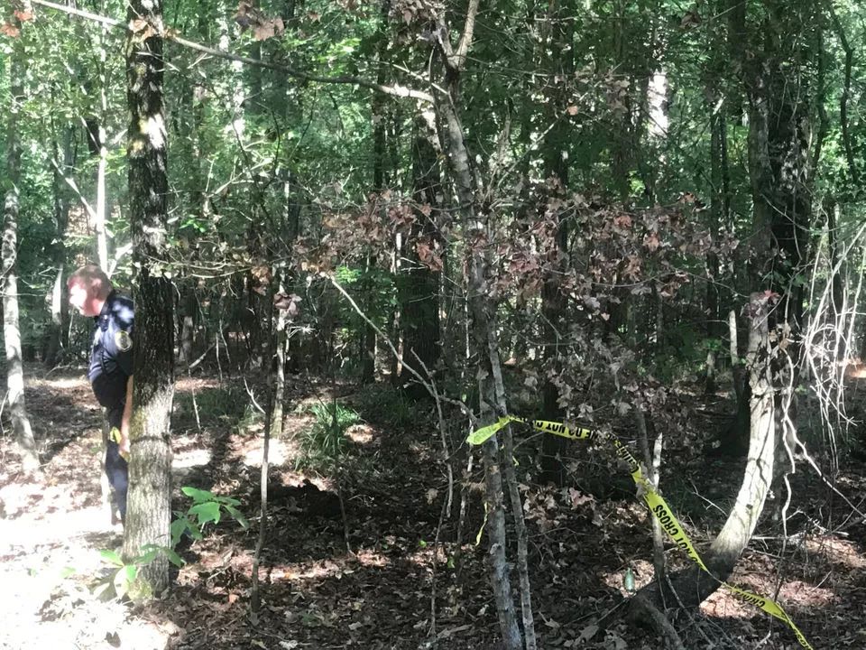 华裔旅馆老板夫妇被员工殴打致死 抛尸荒野