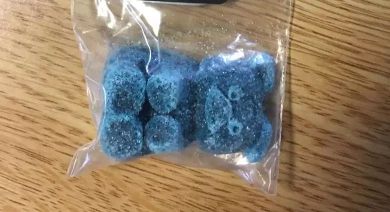 家长注意! 大温惊现大麻蛋糕 3分钟就能买到 含量超40倍! 担忧竟成真