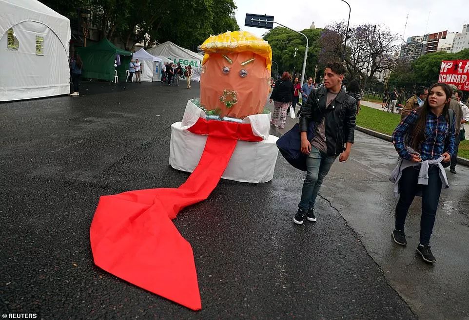 G20峰会变成各国第一夫人大比拼，阿根廷第一夫人这是什么神仙美貌啊...