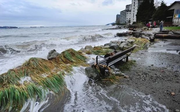 照片疯传 温哥华被淹了！多个海堤已经沦陷 大温这两个城市要消失？