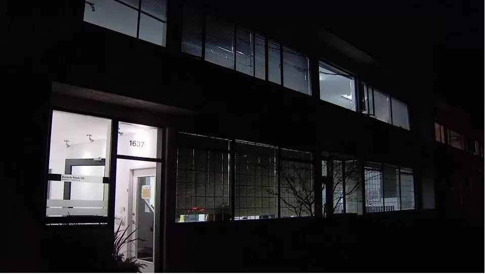 大温爆发大型毒气泄露 300多人疏散 华人亲历! 22人送医 一家五口全中毒!