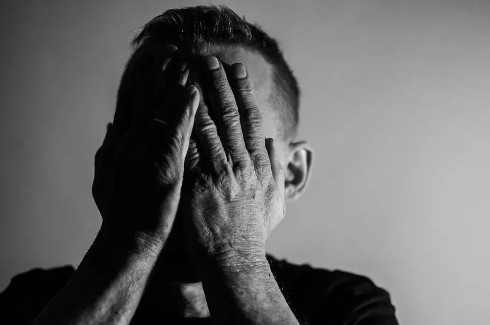 大温14岁男孩遭5人轮奸 一生彻底被毁 警察目睹全程 发出阴森大笑...