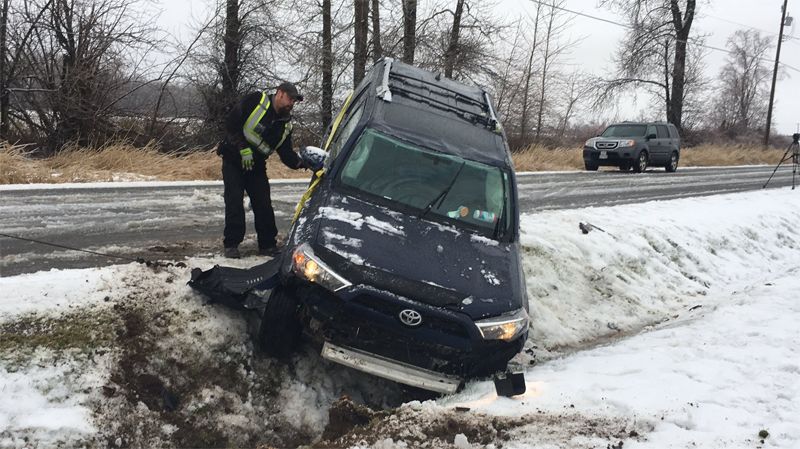 警报! 大温明日迎来冻雨夹雪! BC省6起车祸6人死亡 开车一定小心