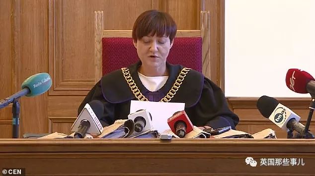 把妻子锁在地下室当成随意出售的性奴，如今被判25年都太轻了！