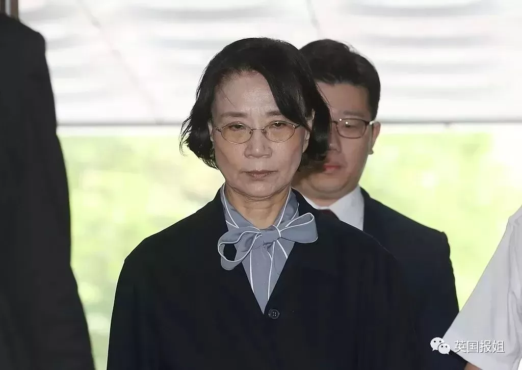 警醒! 亿万富豪一家三口做海外代购 疯狂逃税 马上要坐牢了.....