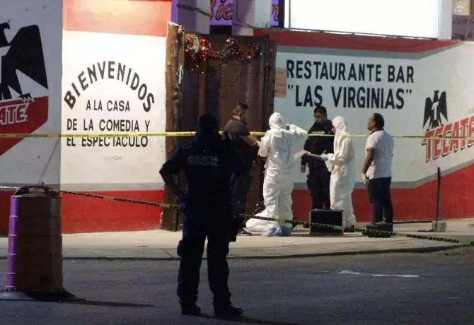 恐怖！旅游胜地爆发枪击 枪手扫射人群 7人当场死亡 加拿大女子遇害！