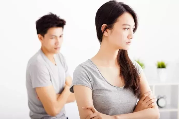 老公用前女友名字给女儿起名 怀胎7个月的妻子奔溃大哭 聊天记录让人心寒