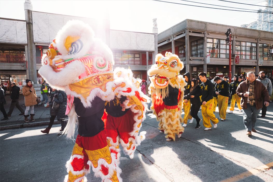 为了过春节 全加拿都疯了! Costco挤爆 大统华抢空 市长现场发红包!