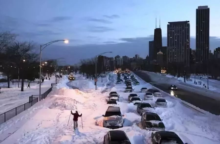 极寒警报拉响！暴雪袭击温哥华 -20℃+90km妖风之下 今夜将成噩梦！