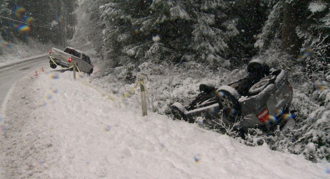 史上最强雪暴席卷大温! 全城都瘫痪了 温村村民们却玩疯了 今晚还要下25cm!