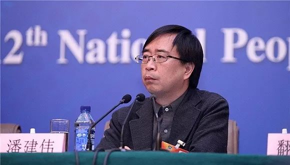 美国不只怕华为 还怕中国科学家！这些“下策”看出昔日大国的衰落！