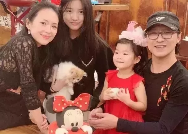 睡过传媒大亨 甩过央视才子 40岁的章子怡自爆 汪峰用这招瞬间征服她