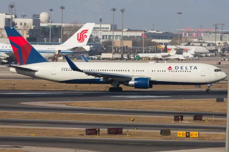 重磅! 特朗普一声令下 全球所有波音737 Max立即停飞! YVR机场大乱!