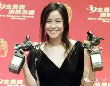 她小小年纪斩获影后 在温哥华生子结婚却被骂小三 如今竟活成这样