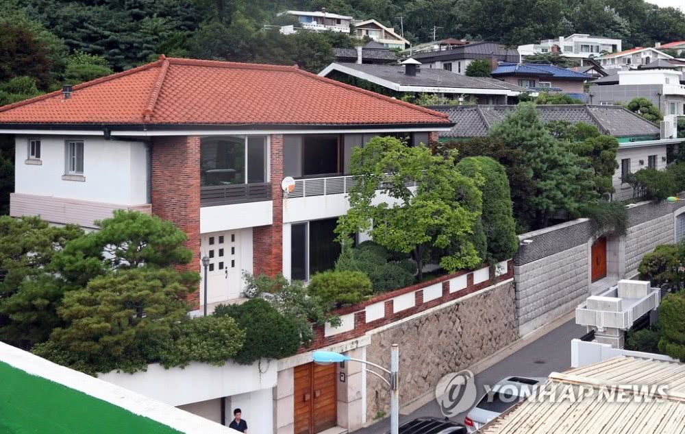 韩国87岁前总统变“老赖” 住房被以3000万人民币拍卖