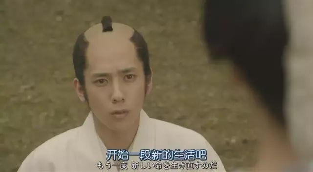 日本武士的谜之发型起源史：帅不帅，剃个月代头就知道了！