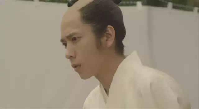 日本武士的谜之发型起源史：帅不帅，剃个月代头就知道了！