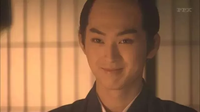 日本武士的谜之发型起源史：帅不帅，剃个月代头就知道了！