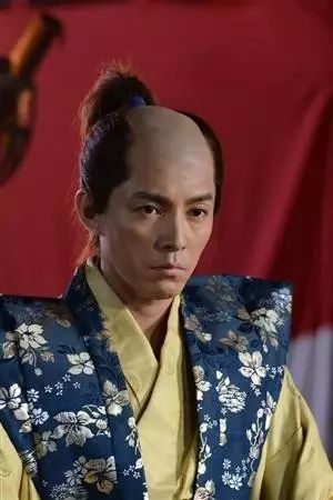 日本武士的谜之发型起源史：帅不帅，剃个月代头就知道了！