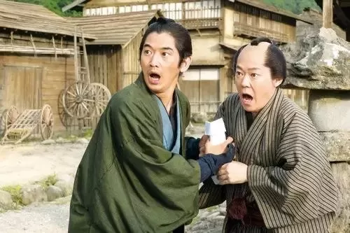 日本武士的谜之发型起源史：帅不帅，剃个月代头就知道了！