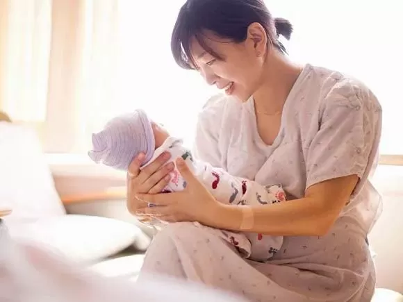 加拿大版都挺好: 华裔妈妈心酸 逃到温哥华只为逃离那个混乱的家 如今却…