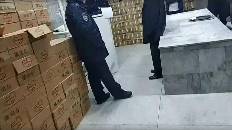 俄罗斯太平间成婴儿食品仓库 同楼还有化学毒剂