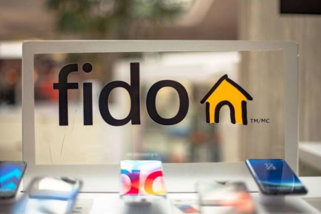 太狠了！以后打Fido的客服电话，要收费10加币！网友炸了！