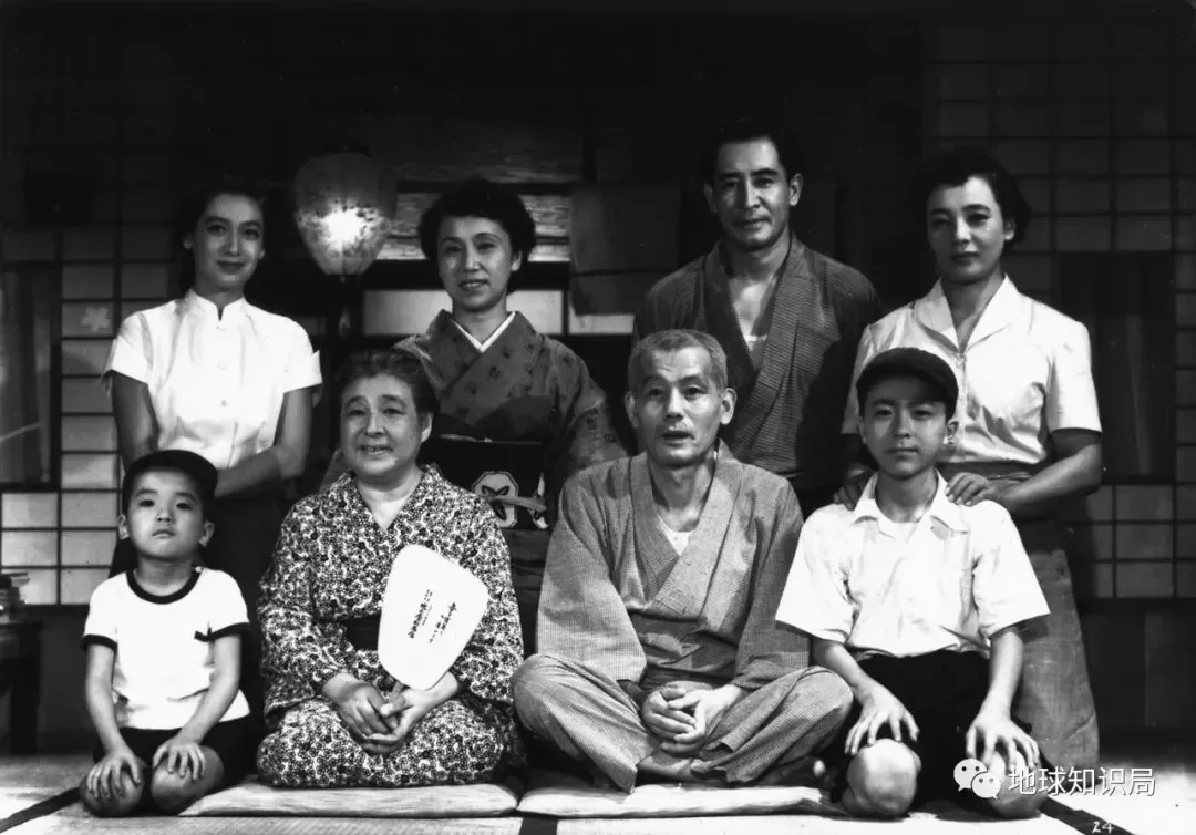 日本人多地少为什么还能一家一栋房？