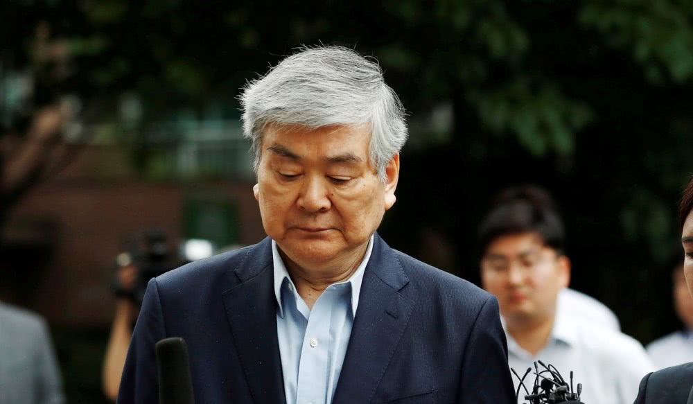 大韩航空董事长被踢出局 这个“怪物家族”有多糟？