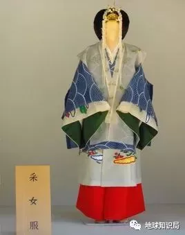 天皇对日本意味着什么？