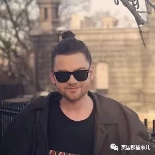 “外婆患上老年痴呆后，恐同的她忘记了妈妈是女同这回事…”