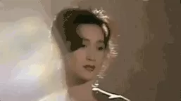 吃了防腐剂的香港“玉女派”，少女心不变，但画风有点一言难尽…