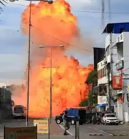 紧急! 恐袭爆炸再起 4中国公民疑死亡 华人女孩身中7弹片 关键视频曝光