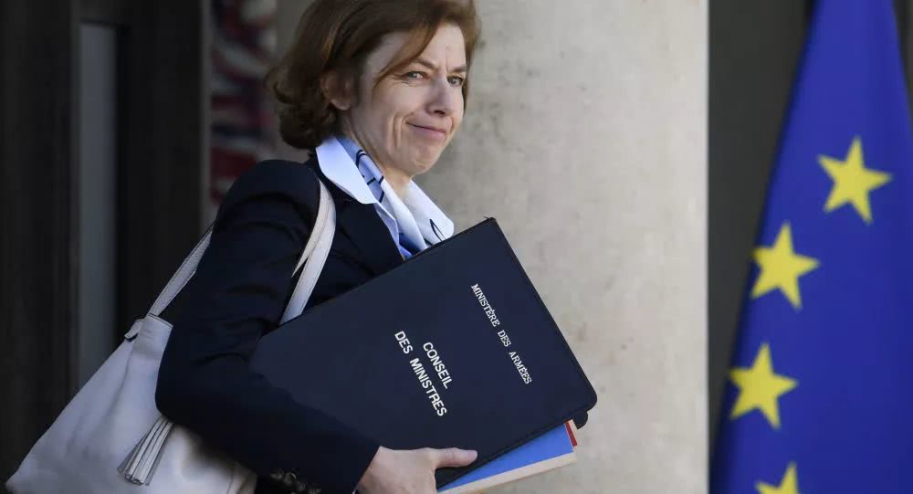 英国首位女防长上任，欧洲三大国的女防长谁更厉害？
