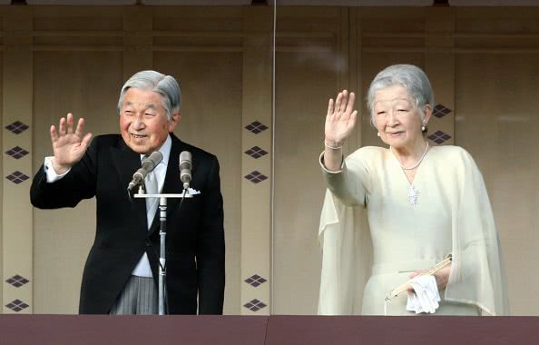日本天皇看似尊贵高高在上 日媒：连基本人权都没有