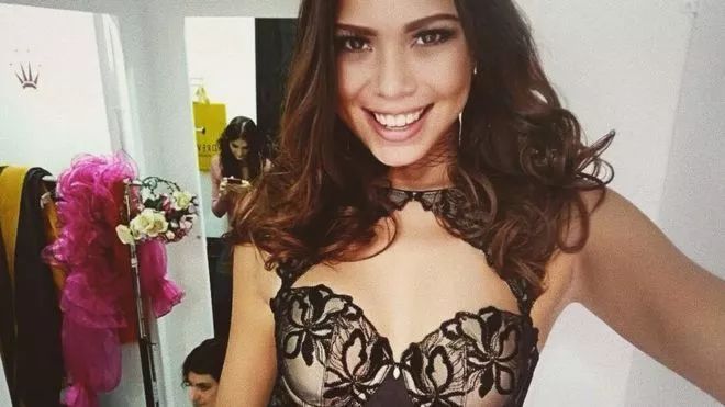 和亿万富豪夫妇玩3P后 18岁美女嫩模全裸坠下21楼 死状惨烈...