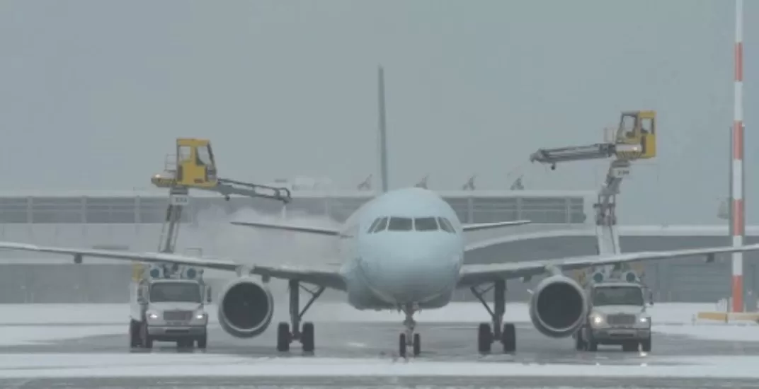 -40℃! 环境部发38个红色预警 暴雪砸城 温哥华秒变车祸现场! 全乱套了