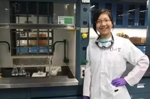 加拿大最牛华裔移民二代! 没腰没臀20岁身价5000万 惊动比尔盖茨